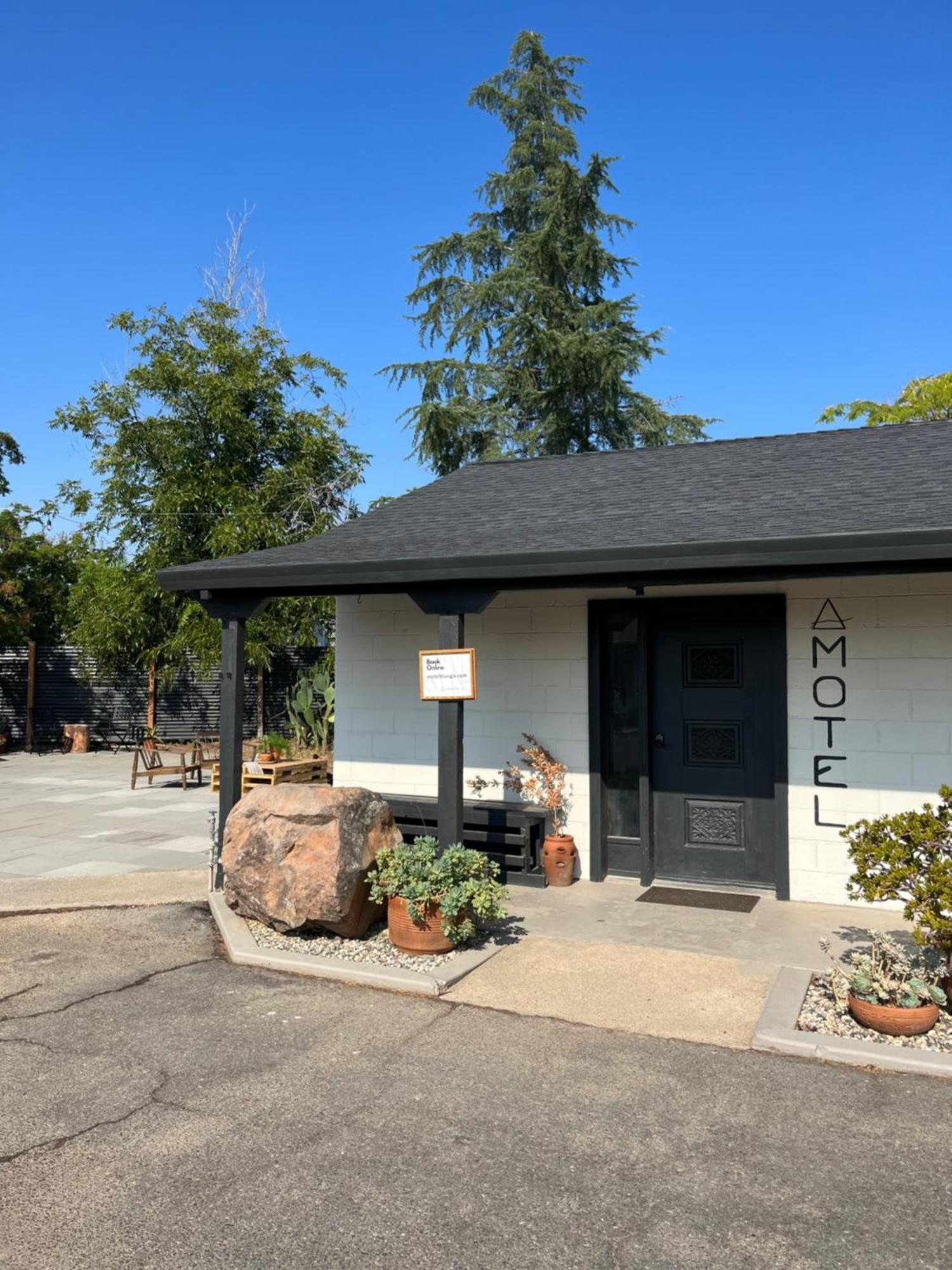 Triangle Motel Red Bluff Εξωτερικό φωτογραφία