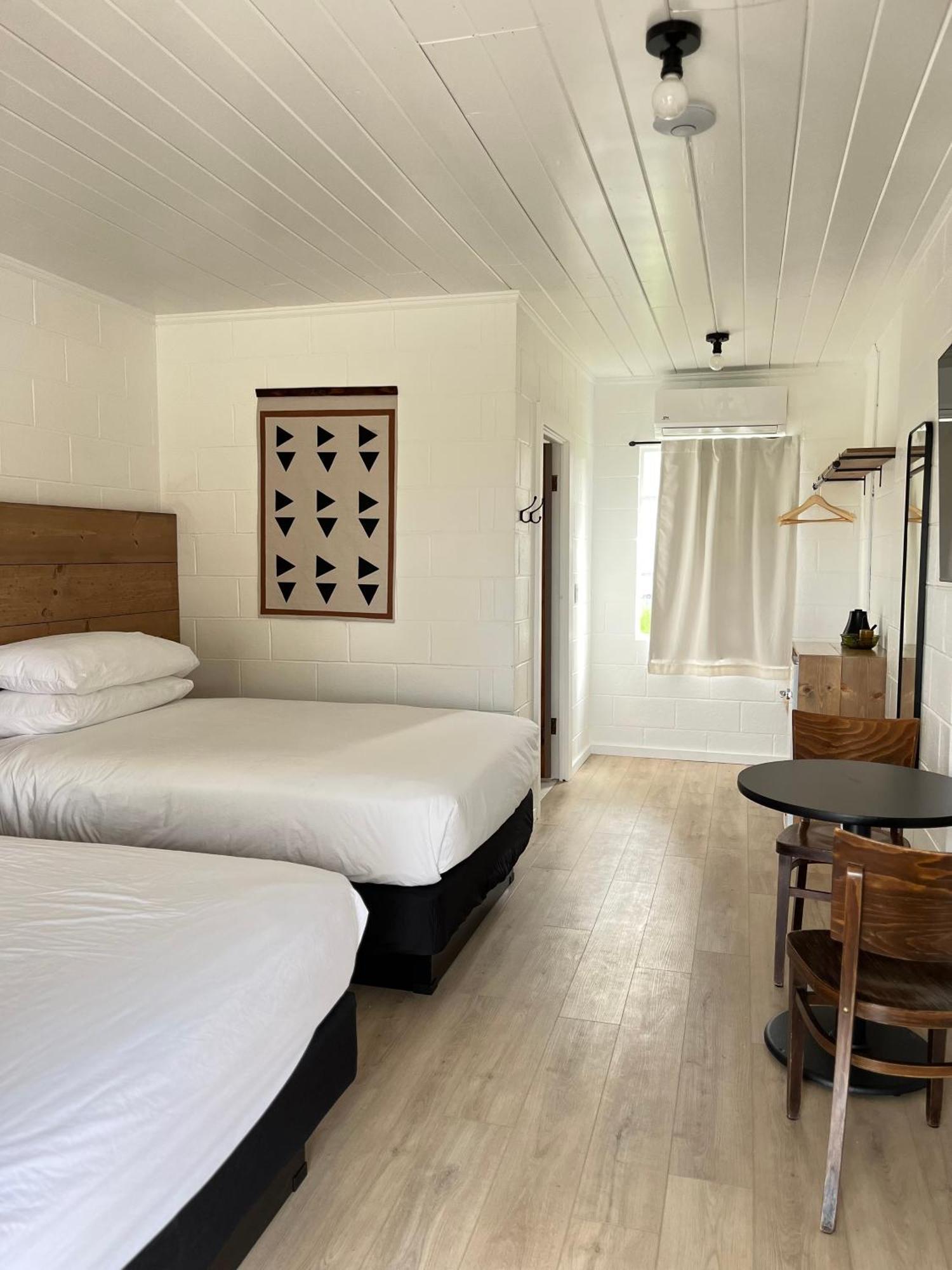 Triangle Motel Red Bluff Εξωτερικό φωτογραφία