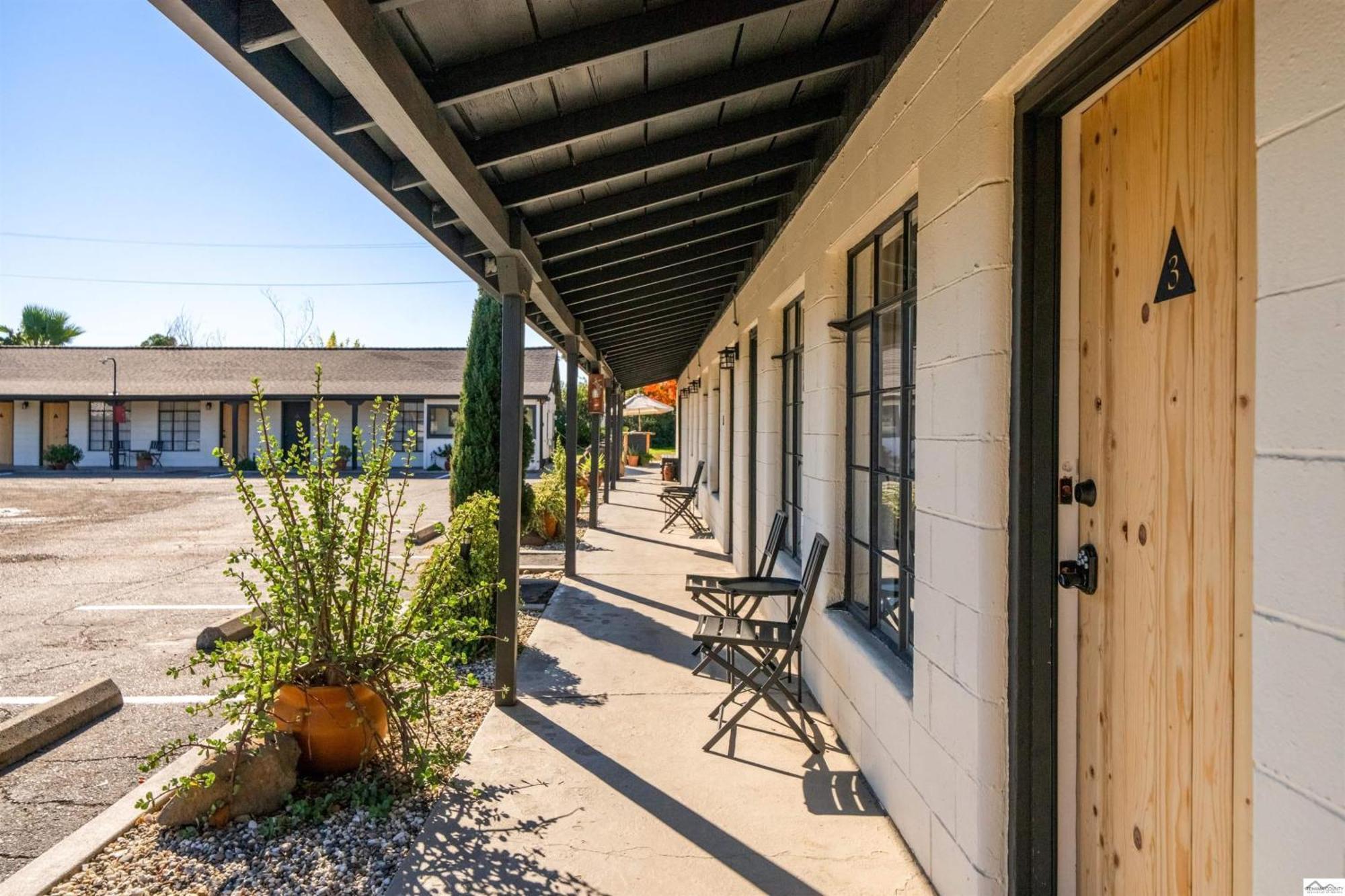 Triangle Motel Red Bluff Εξωτερικό φωτογραφία